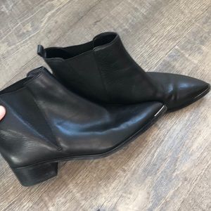 Marc fisher boots